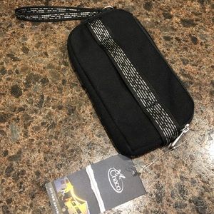 Chaco Radlands Clutch NWOT